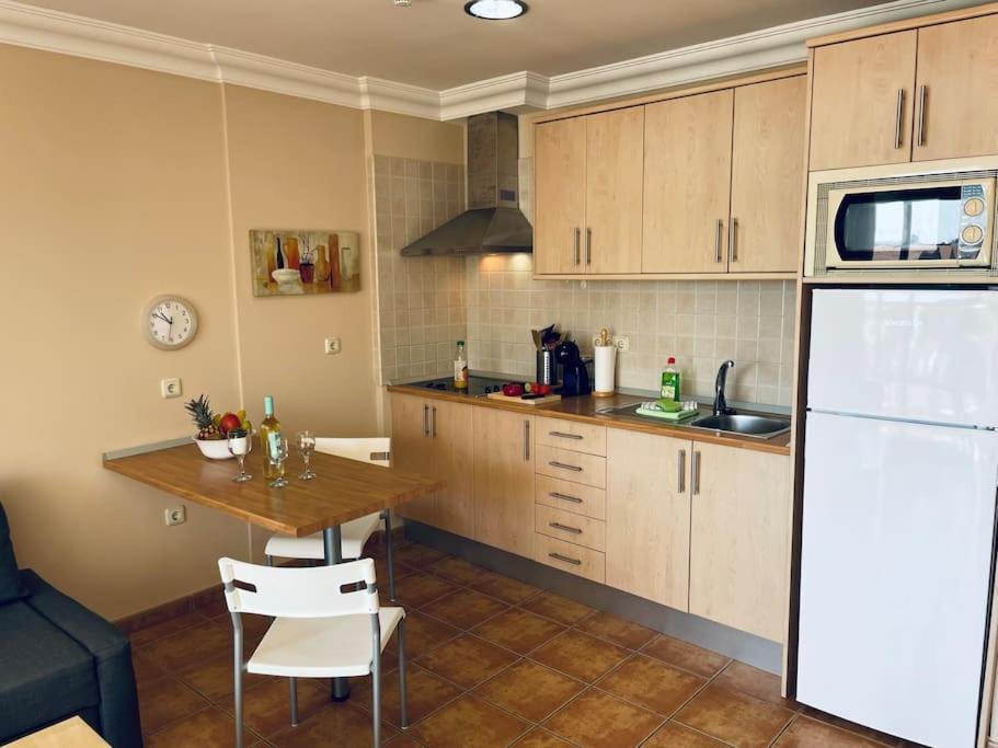Seaview Apartment Near Yumbo มาสปาโลมาส ภายนอก รูปภาพ