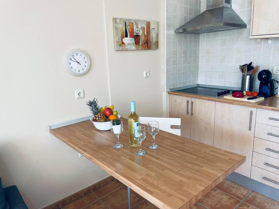 Seaview Apartment Near Yumbo มาสปาโลมาส ภายนอก รูปภาพ